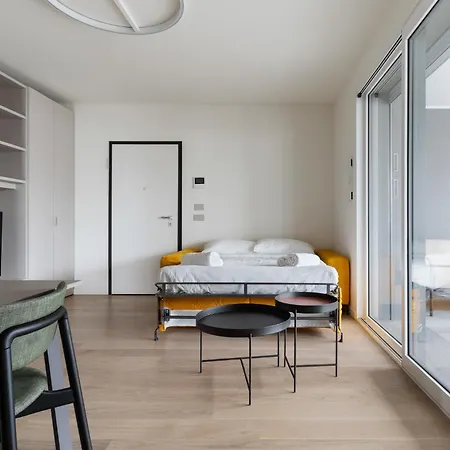 Guesthost - Lambrate Modern Flat With Terrace * Μιλάνο