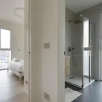 Guesthost - Lambrate Modern Flat With Terrace *