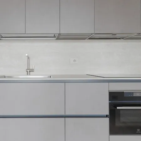 Guesthost - Lambrate Modern Flat With Terrace * Milan