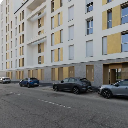Apartment Guesthost - Lambrate Modern Flat With Terrace