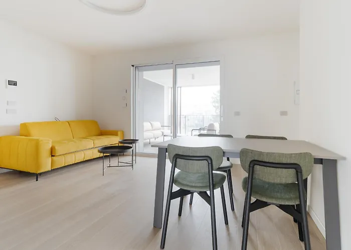 Guesthost - Lambrate Modern Flat With Terrace *